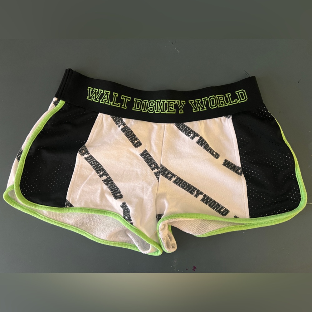 Walt Disney World Juniors Mesh/Cotton Shorts LARGE